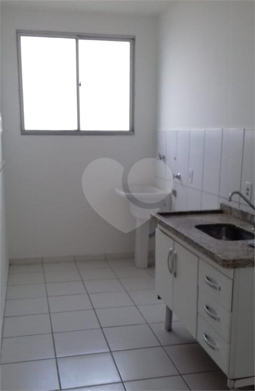 Apartamento à venda com 2 quartos, 40m² - Foto 4