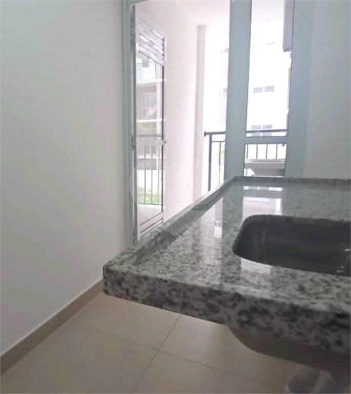 Apartamento à venda com 2 quartos, 51m² - Foto 4