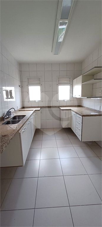 APARTAMENTO em MORUMBI