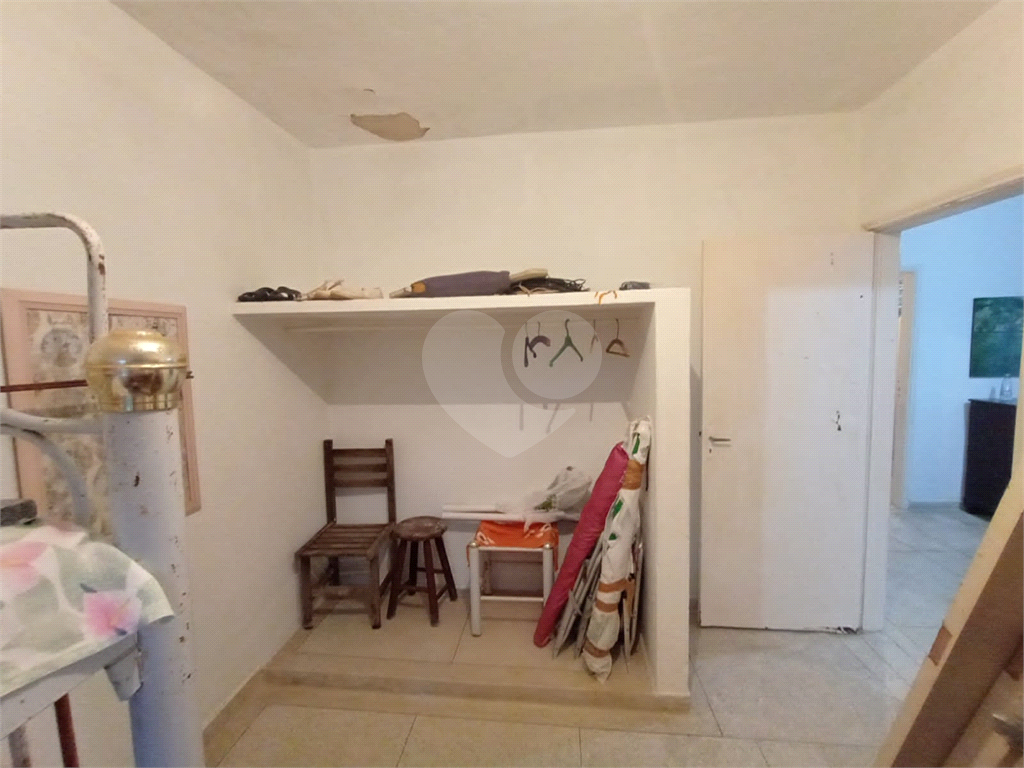 Casa à venda com 2 quartos, 100m² - Foto 14