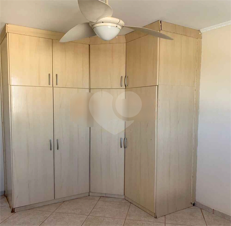 Apartamento à venda com 3 quartos, 86m² - Foto 12