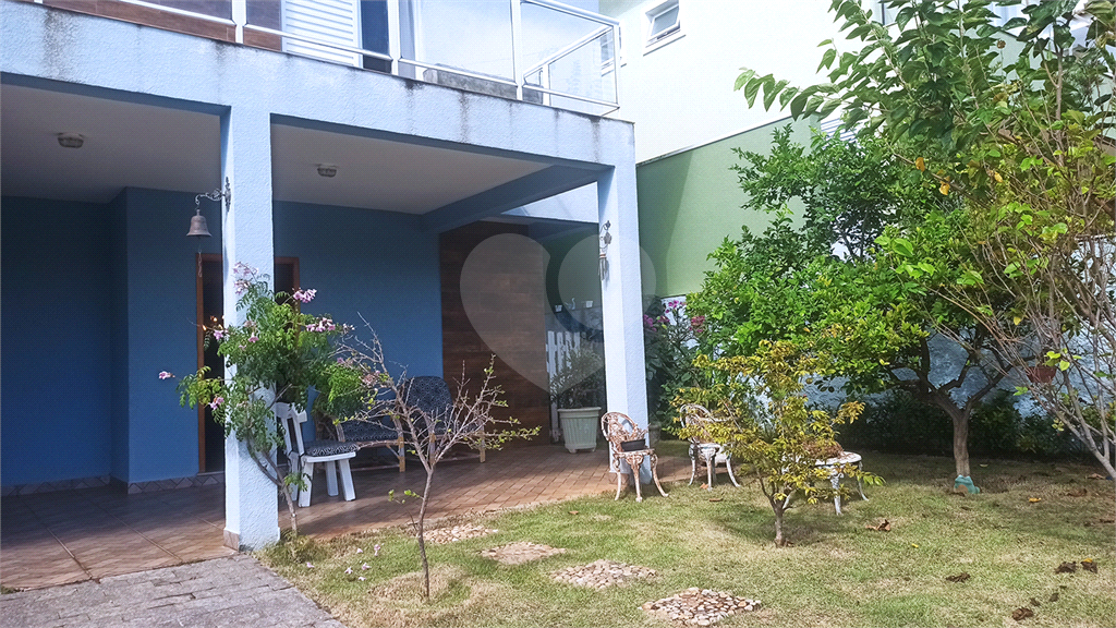 Casa de Condomínio à venda com 4 quartos, 250m² - Foto 65