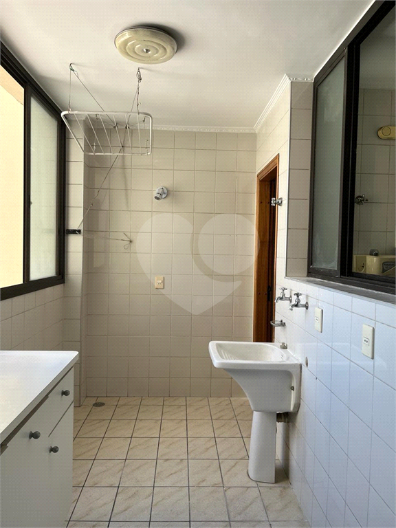 Apartamento à venda com 2 quartos, 167m² - Foto 3