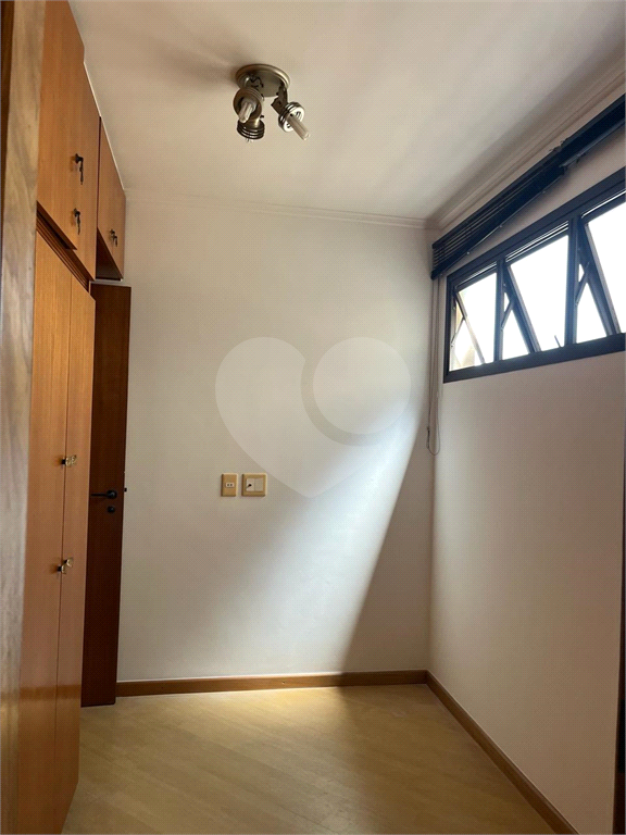Apartamento à venda com 2 quartos, 167m² - Foto 8