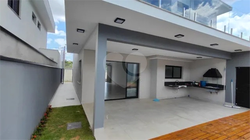 Casa de Condomínio à venda com 3 quartos, 240m² - Foto 3