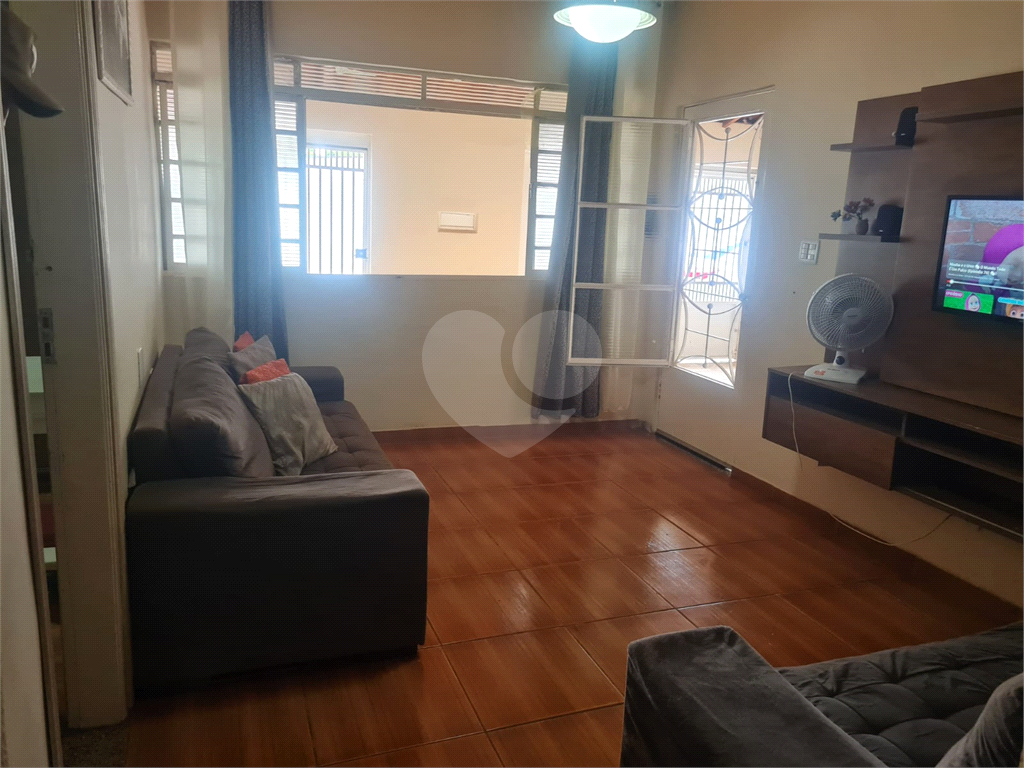 Casa à venda com 3 quartos, 165m² - Foto 15