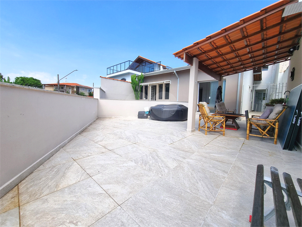 Sobrado Palmas do tremembé 3 suites - 2 vagas de garagem 