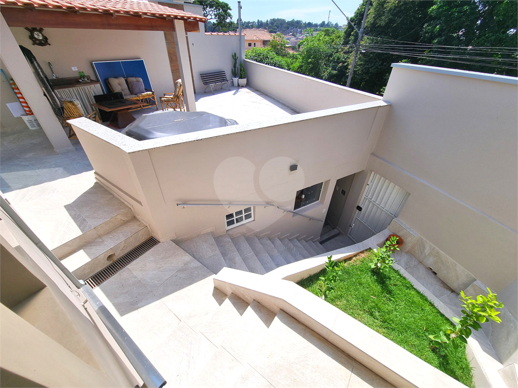 Sobrado Palmas do tremembé 3 suites - 2 vagas de garagem 
