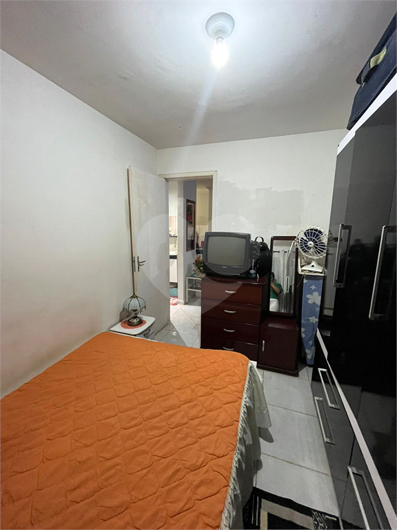 Apartamento à venda com 2 quartos, 42m² - Foto 12