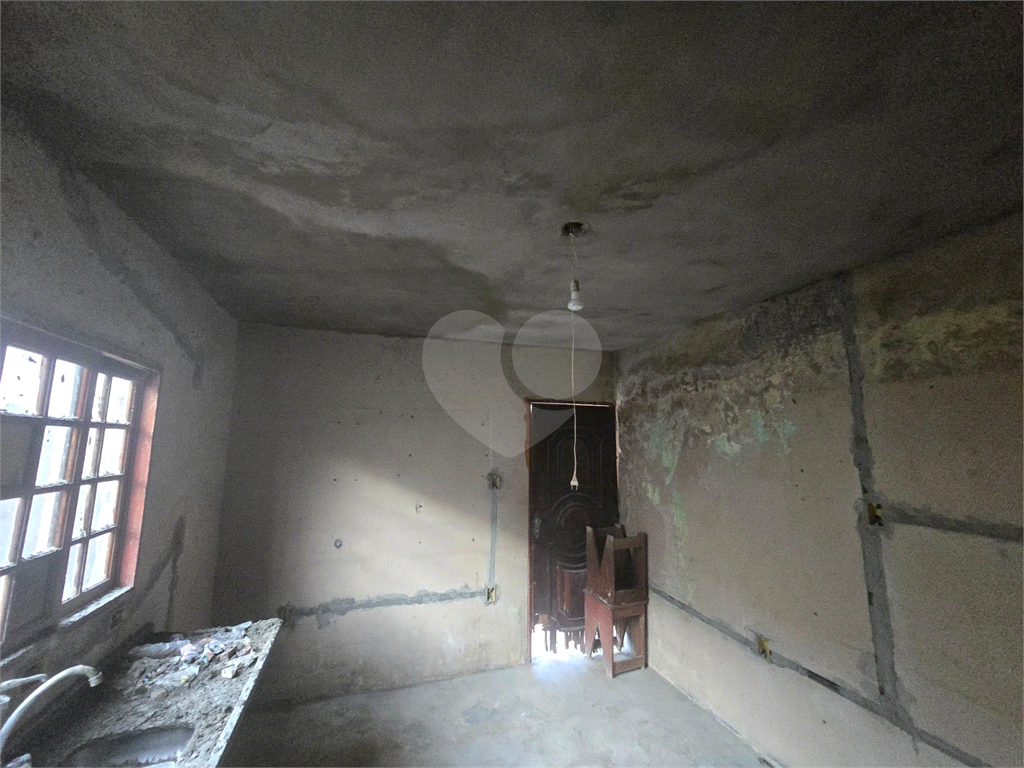 Sobrado à venda com 2 quartos, 155m² - Foto 15