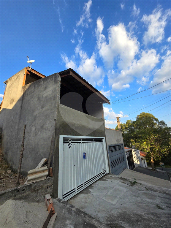 Sobrado à venda com 2 quartos, 155m² - Foto 1