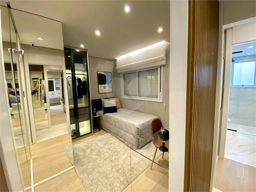 Apartamento à venda com 3 quartos, 136m² - Foto 9