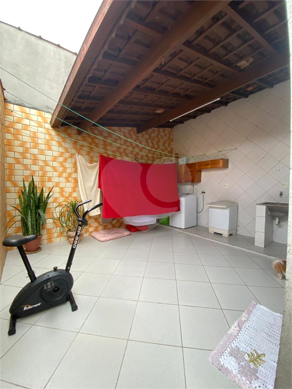 Casa à venda com 3 quartos, 257m² - Foto 14