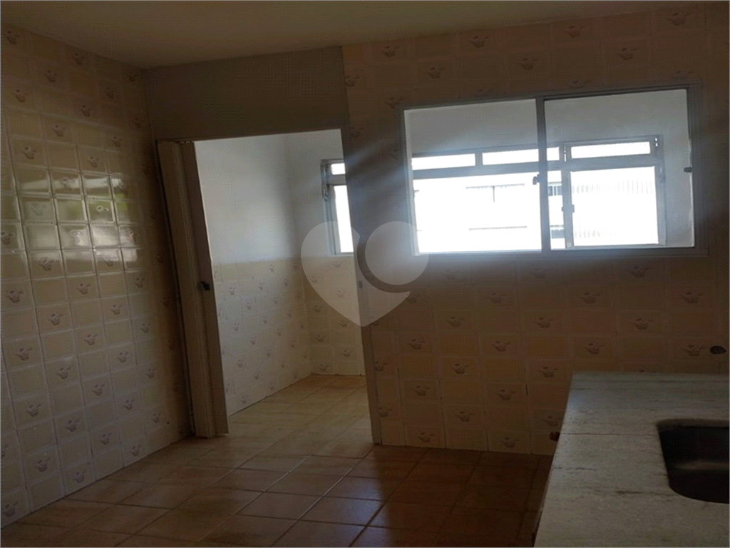 Apartamento à venda com 2 quartos, 70m² - Foto 21