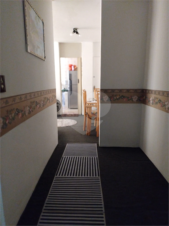 Apartamento à venda com 2 quartos, 70m² - Foto 10