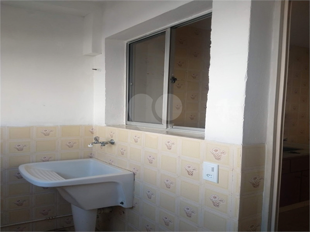 Apartamento à venda com 2 quartos, 70m² - Foto 26