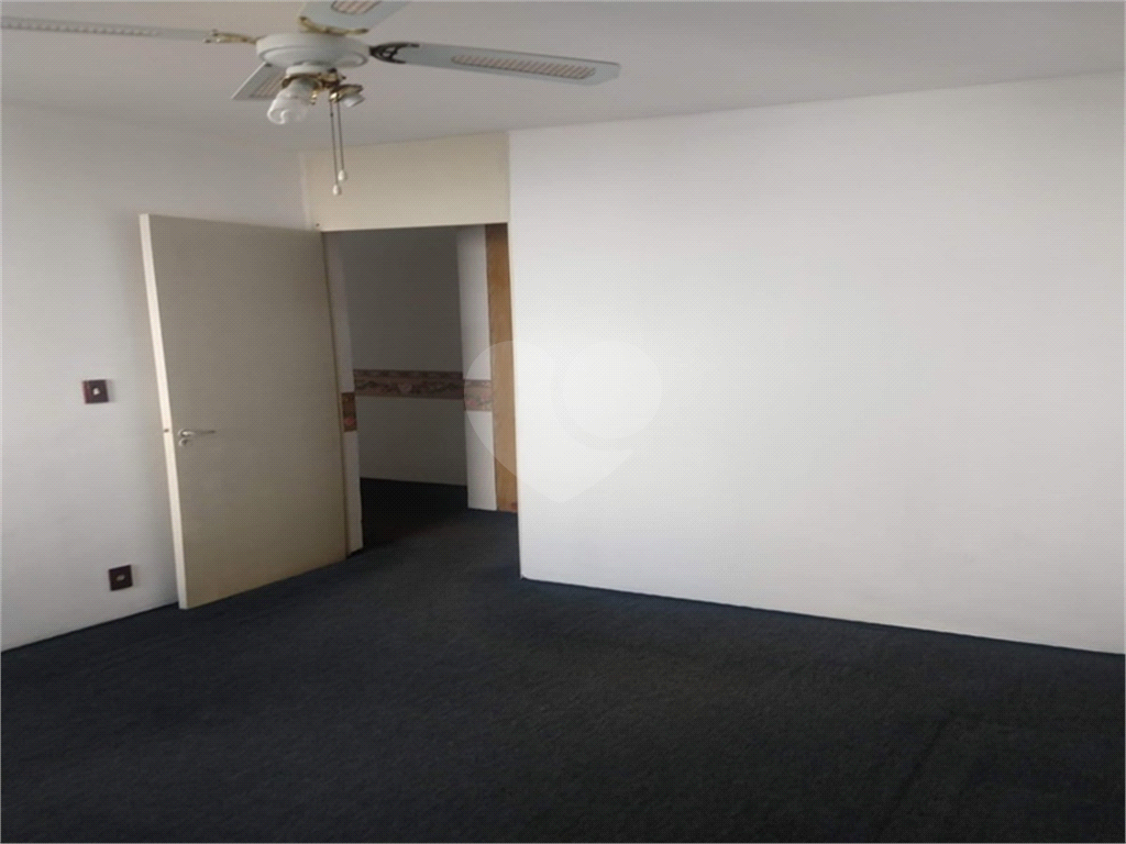 Apartamento à venda com 2 quartos, 70m² - Foto 14