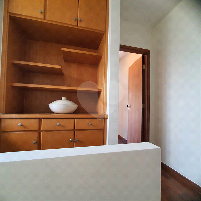 Casa 169m² construídos 3 suítes, 2 vagas com amplo quintal Chácara Klabin