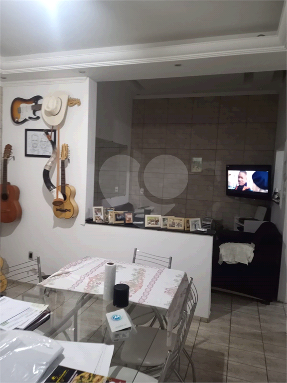 Sobrado à venda com 3 quartos, 190m² - Foto 32