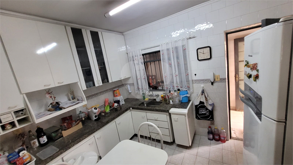 Casa à venda com 3 quartos, 200m² - Foto 9