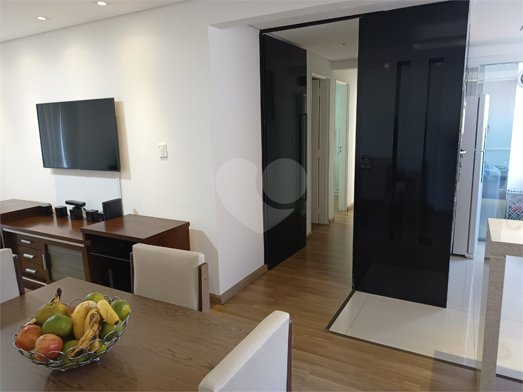 Apartamento à venda com 2 quartos, 108m² - Foto 2