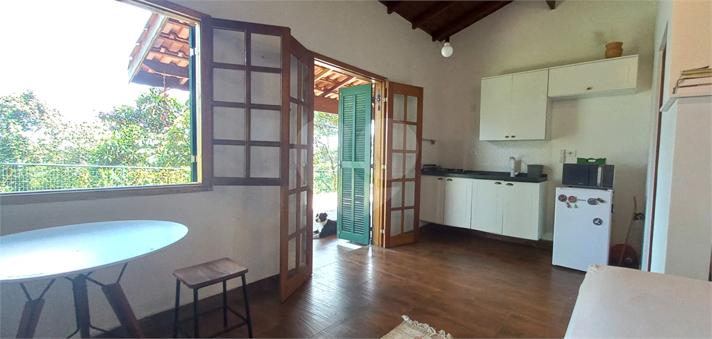 Casa à venda com 2 quartos, 70m² - Foto 17