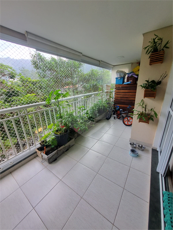 APARTAMENTO em HORTO