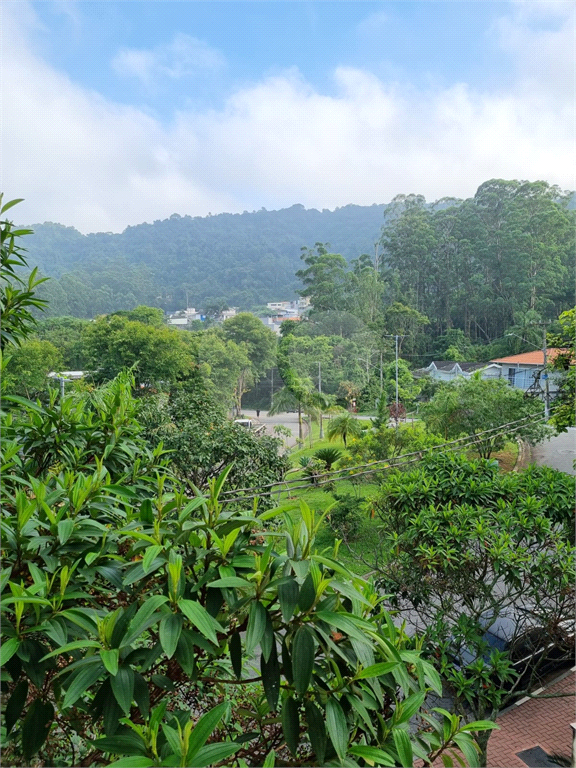 APARTAMENTO em HORTO