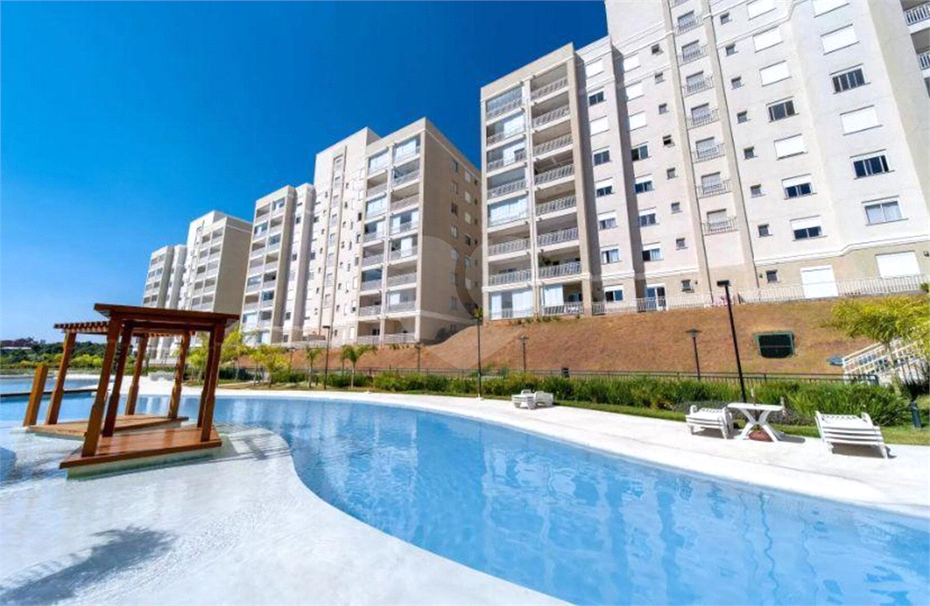 Apartamento à venda com 2 quartos, 100m² - Foto 1