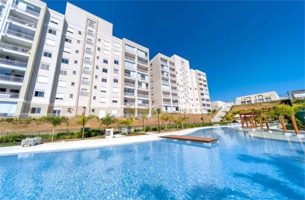 Apartamento à venda com 2 quartos, 100m² - Foto 2