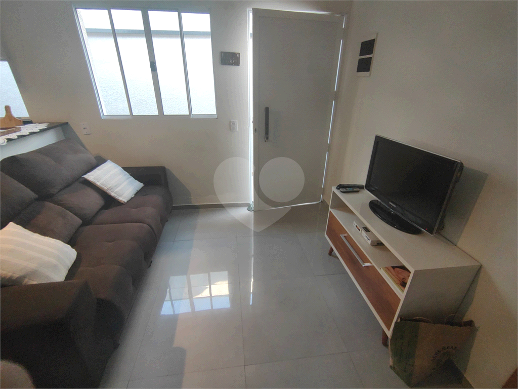 Sobrado para alugar com 2 quartos, 71m² - Foto 3