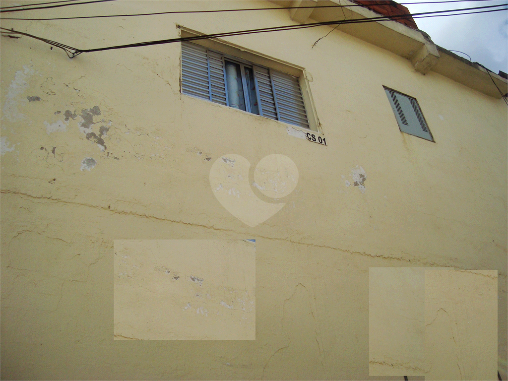 Predio com renda na Vila Amalia