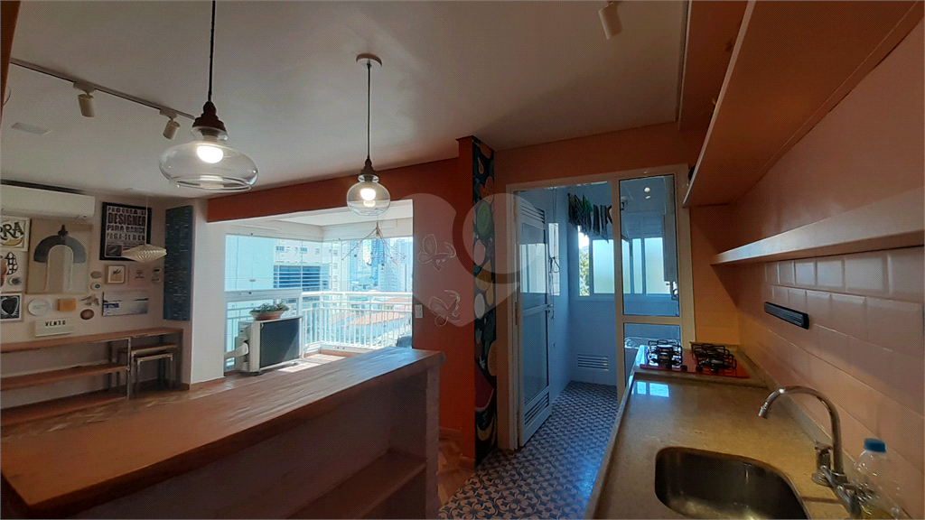 Aluga-se: Apartamento de 101,88m², com 2 Quartos (1 Suíte), Varanda e 2 Vagas em Santana!