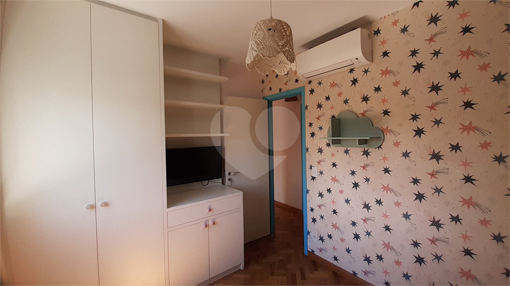 Aluga-se: Apartamento de 101,88m², com 2 Quartos (1 Suíte), Varanda e 2 Vagas em Santana!