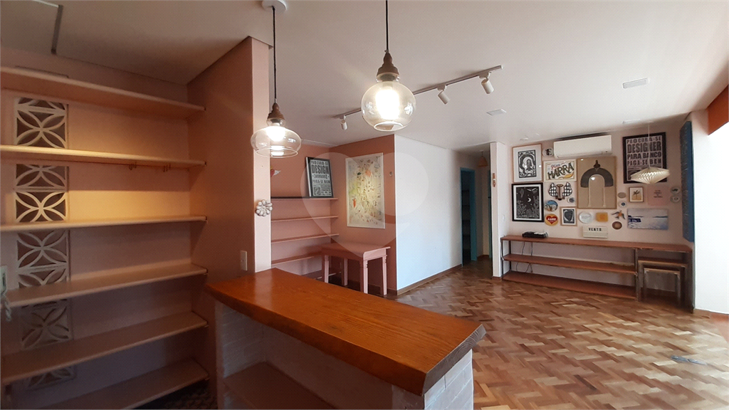 Aluga-se: Apartamento de 101,88m², com 2 Quartos (1 Suíte), Varanda e 2 Vagas em Santana!