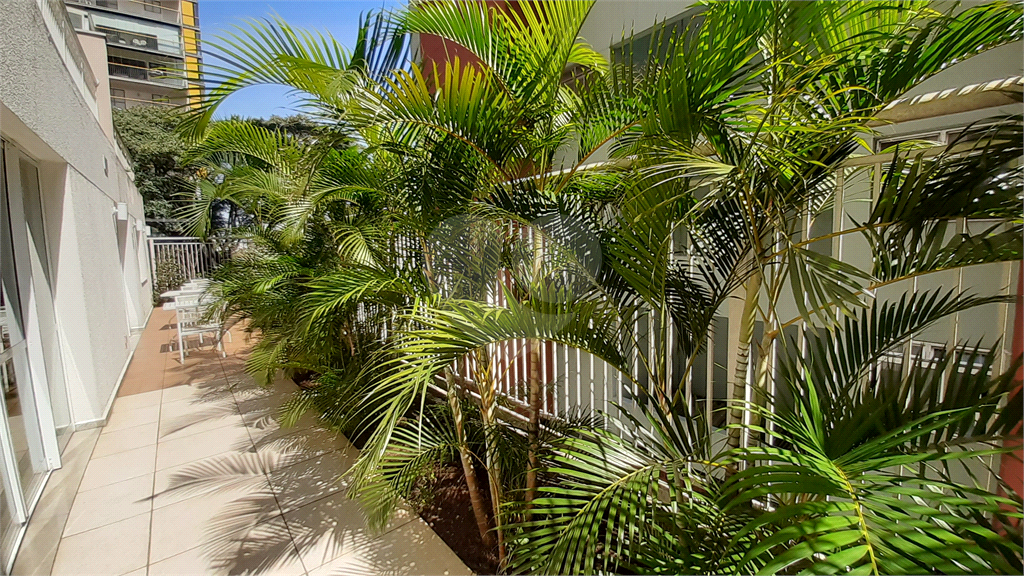 Aluga-se: Apartamento de 101,88m², com 2 Quartos (1 Suíte), Varanda e 2 Vagas em Santana!