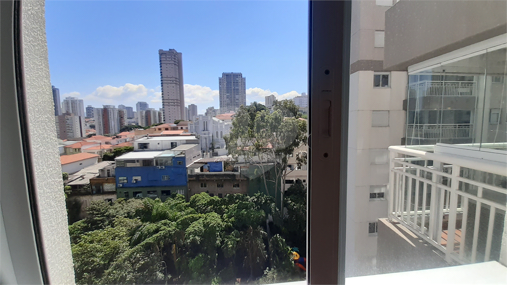 Aluga-se: Apartamento de 101,88m², com 2 Quartos (1 Suíte), Varanda e 2 Vagas em Santana!