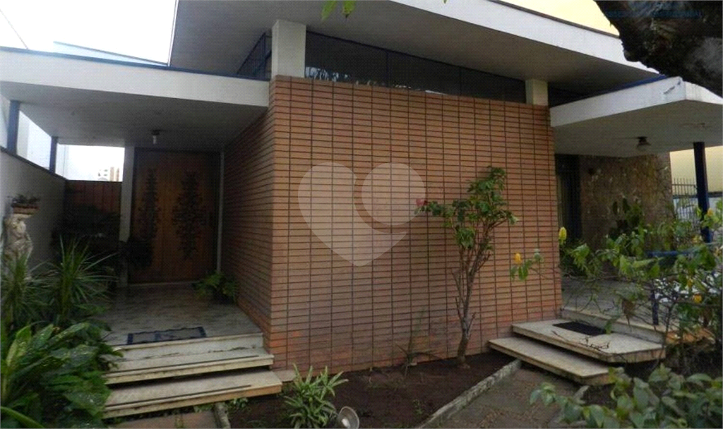 Casa à venda e aluguel com 7 quartos, 750m² - Foto 4