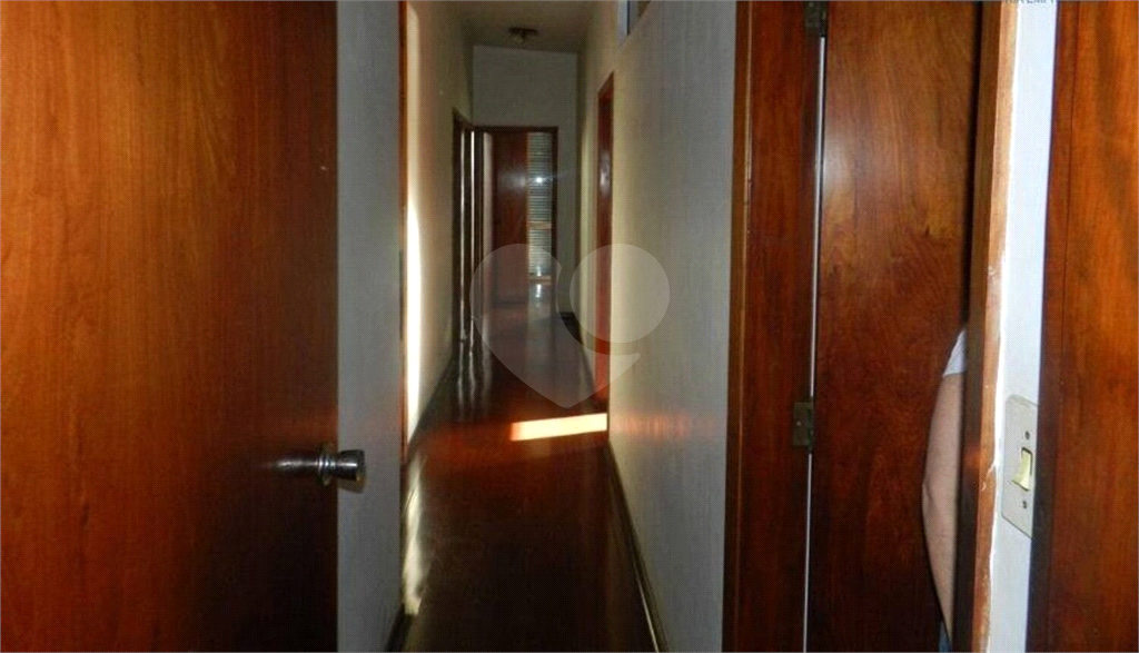 Casa à venda e aluguel com 7 quartos, 750m² - Foto 24