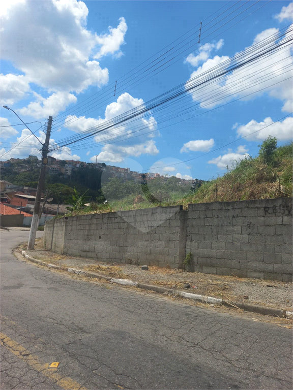 TERRENO em PARQUE VITÓRIA