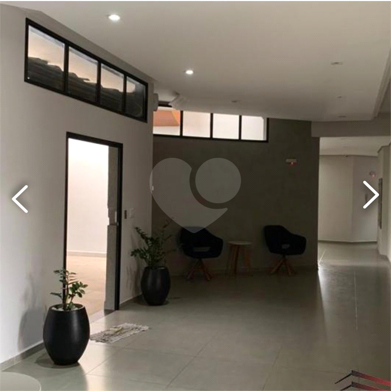 Apartamento à venda com 2 quartos, 60m² - Foto 13