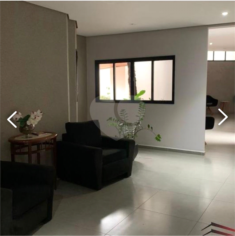 Apartamento à venda com 2 quartos, 60m² - Foto 1