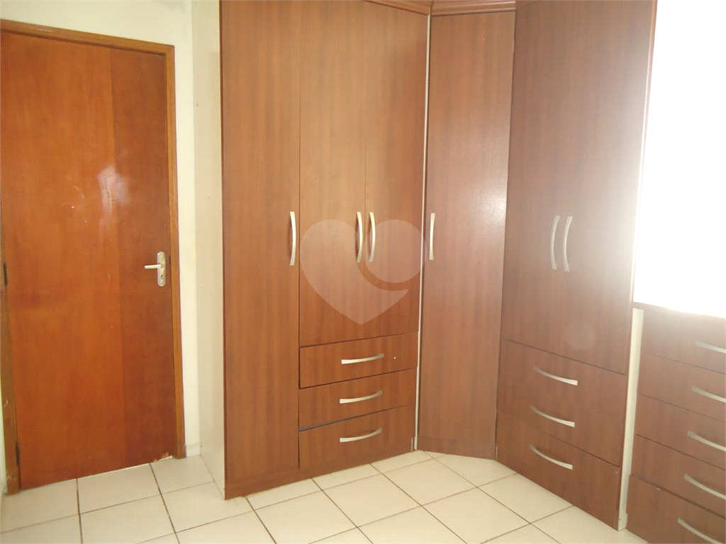 Apartamento à venda com 2 quartos, 60m² - Foto 5