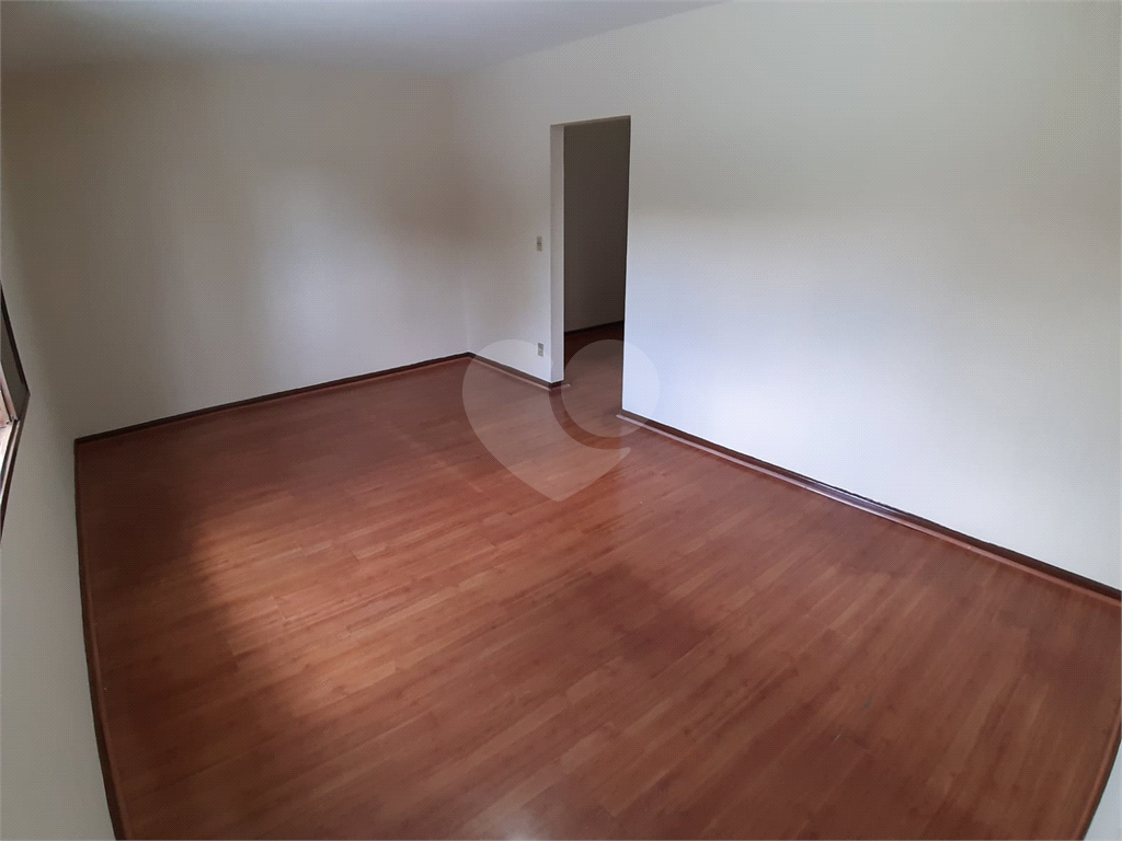 Casa, 3 quartos, 230 m² - Foto 19