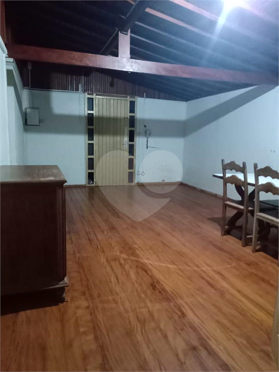 Casa à venda com 3 quartos, 130m² - Foto 16