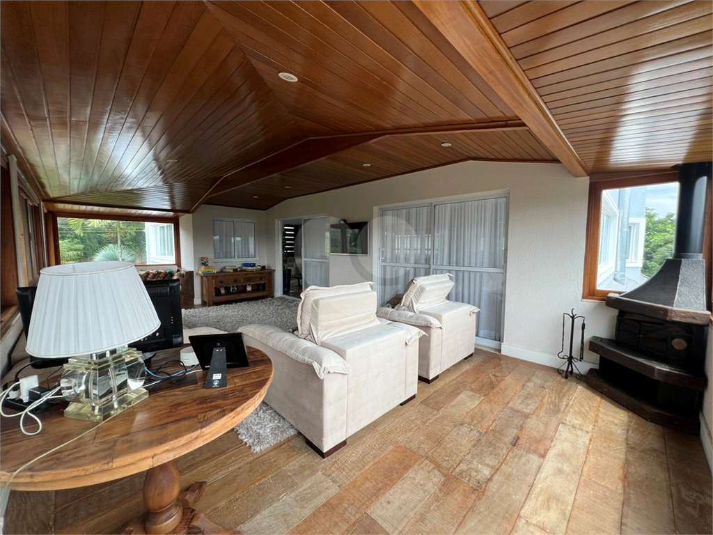 Serra da Cantareira Casa à venda de Porteira Fechada em Condomínio Fechado com segurança 24 hrs!!