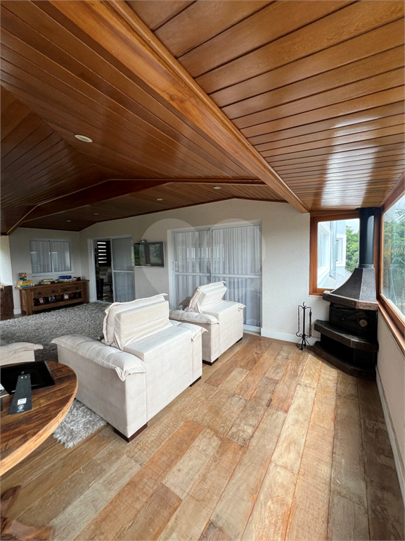 Serra da Cantareira Casa à venda de Porteira Fechada em Condomínio Fechado com segurança 24 hrs!!