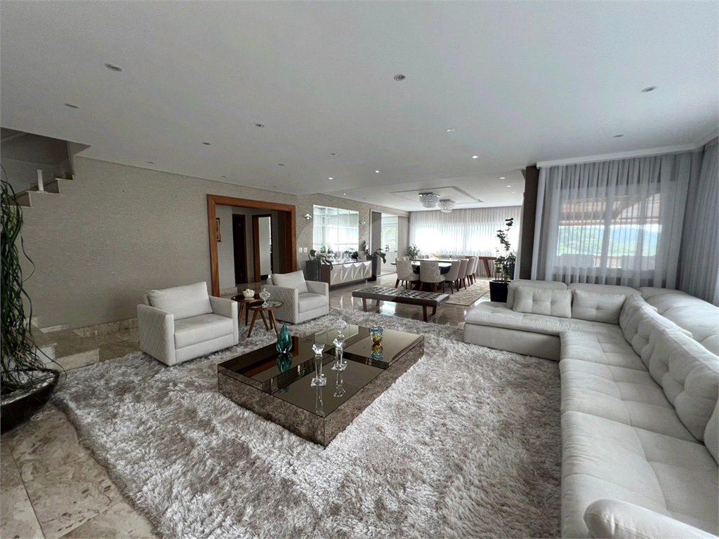 Serra da Cantareira Casa à venda de Porteira Fechada em Condomínio Fechado com segurança 24 hrs!!