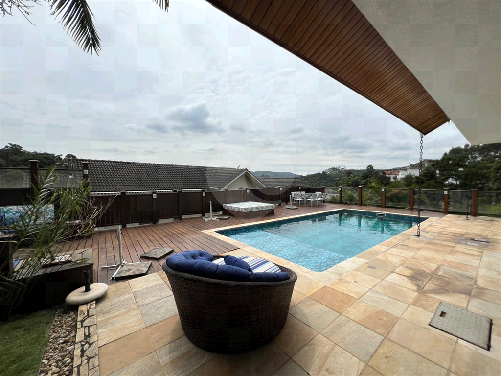 Serra da Cantareira Casa à venda de Porteira Fechada em Condomínio Fechado com segurança 24 hrs!!