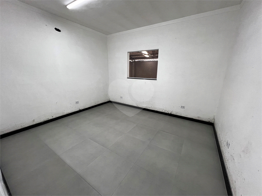 Galpão em Mairiporã totalmente Legalizado e a documentação OK 1.750 m²  A/C e  2.274 m²  de terreno 